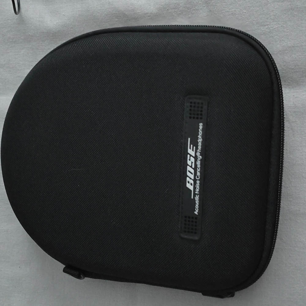 📚Bose QuietComfort 2 Acoustic Noise Cancelling Headphones - Picture 7 of 16